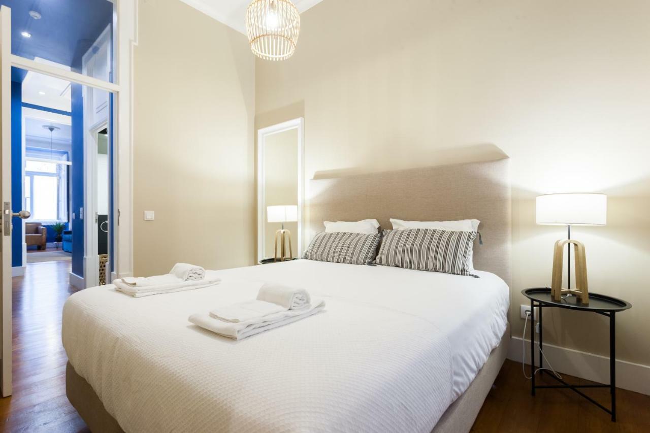 Baixa Vintage Three-Bedroom Apartment - By Lu Holidays Lisboa Eksteriør billede